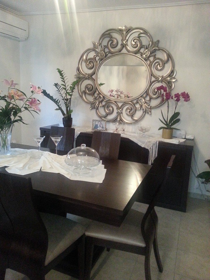 Apartment 10